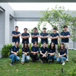 從房屋簽約到售後服務，新業以職人精神，結合行銷、客服、營建、活動部門，為住戶打造周全、溫暖的幸福旅程。