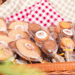 搭配古早味傳統零嘴–麥芽餅，天然古法手工熬煮，拾起一段舊時回憶。